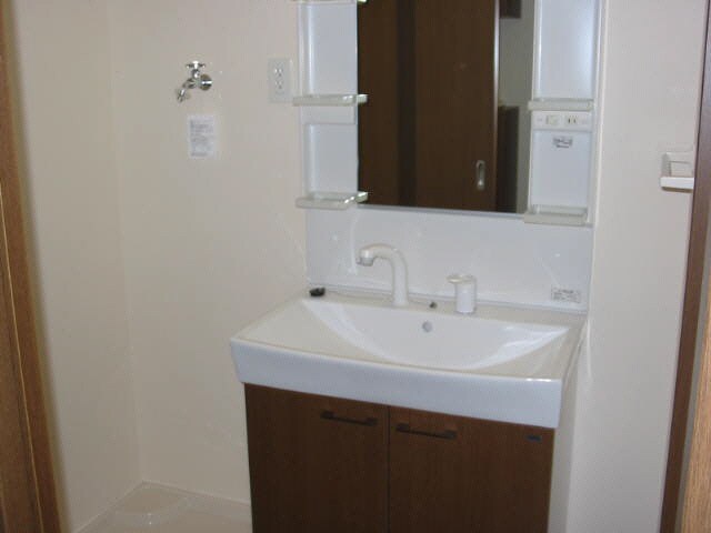 物件内観写真8　(206　洗面)