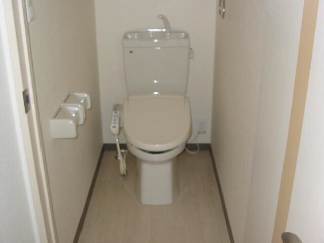 物件内観写真7　(203　トイレ)