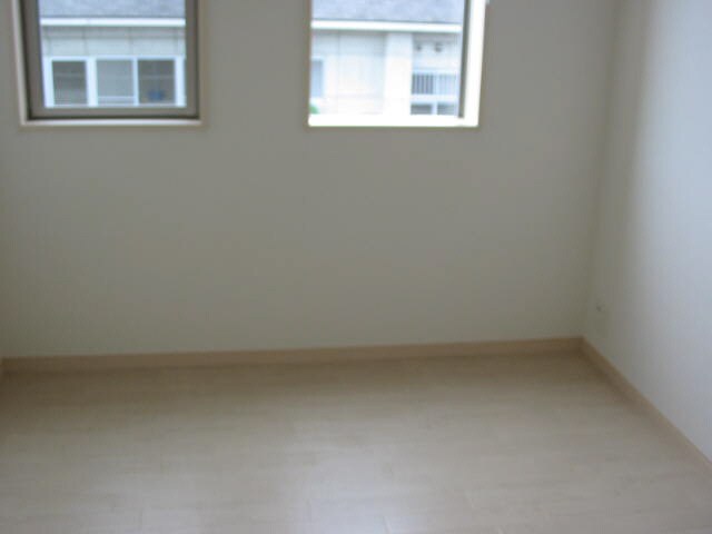 物件内観写真8　(203　洋室)