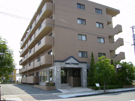 フレッサ１外観写真