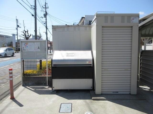 物件外観写真5　(ゴミステーション)