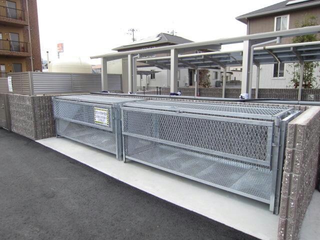 物件外観写真5　(ごみステーション)