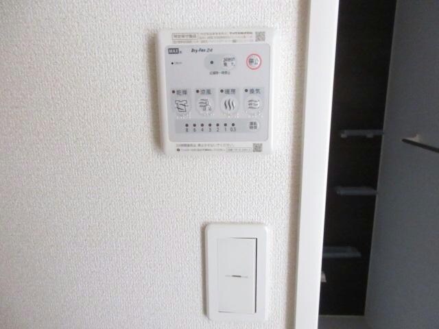 物件内観写真22　(浴室乾燥)