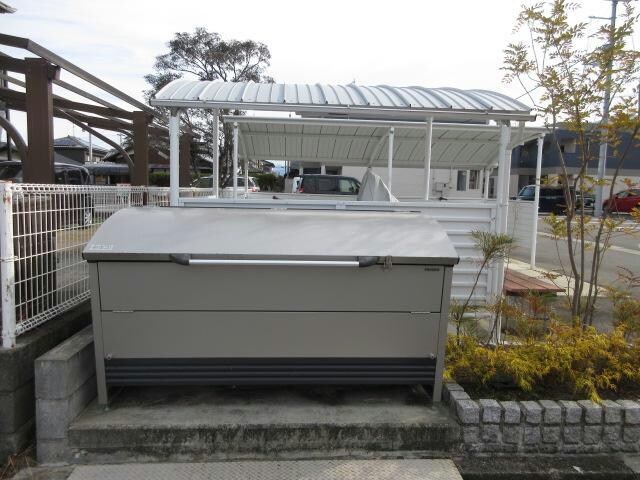 物件外観写真5　(ゴミステーション)