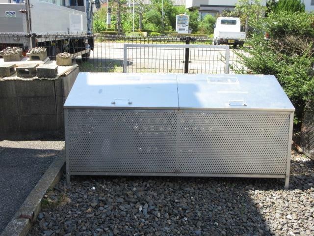 物件外観写真4　(ごみステーション)