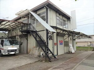 朔日市335-3 倉庫付事務所外観写真
