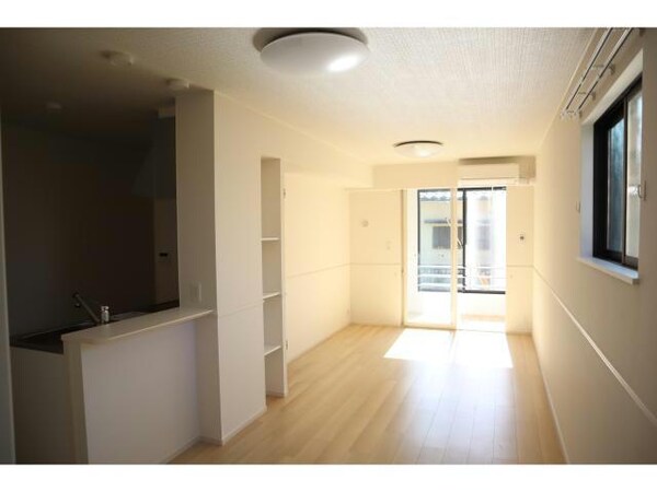 リビングダイニング