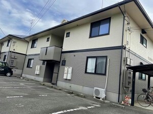 ウィステリアパディーＢ外観写真