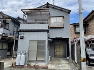 新須賀町2丁目4-6貸家外観写真
