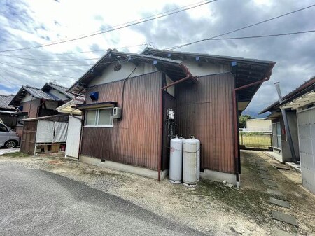 滝の宮町11-12貸家外観写真