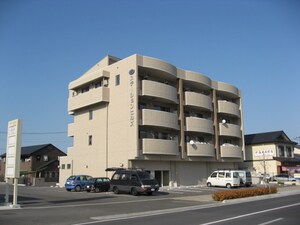 ステーションヒルズ外観写真