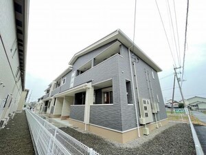 カーサ　ブラーボ　トレ外観写真