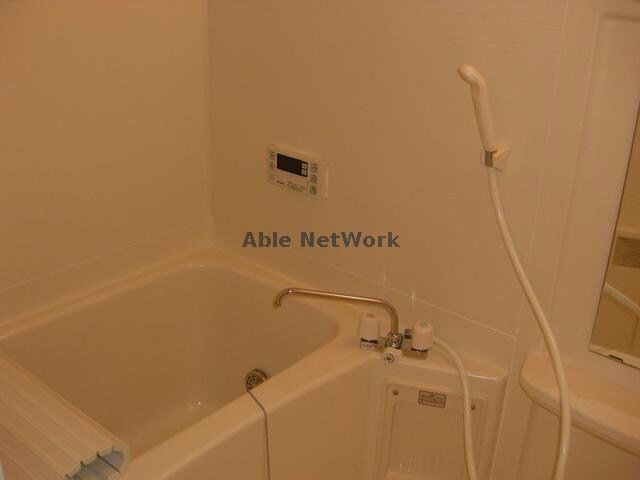 物件内観写真11　(追い焚き＆浴室乾燥付き)