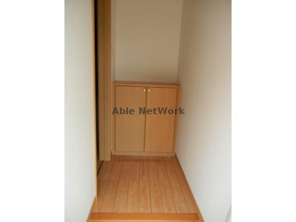 玄関回り(シューズボックス付きで玄関すっきり)