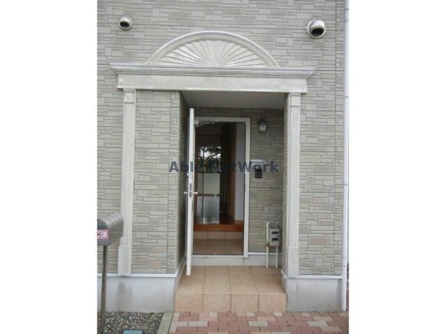 物件内観写真18　(エントランス)