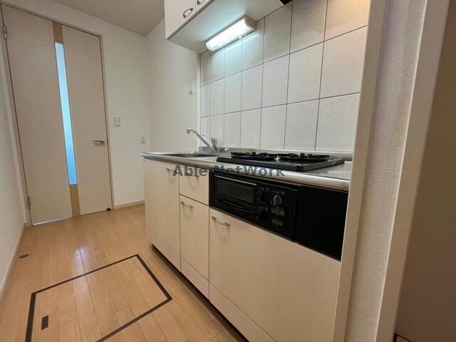 物件内観写真7　(キッチンスペース)