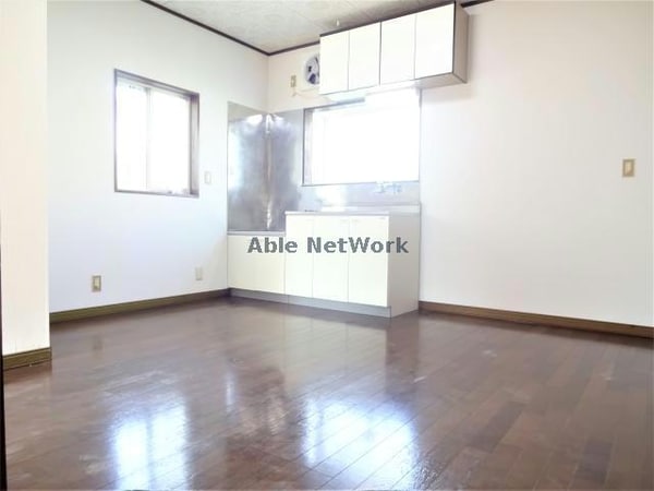 リビングダイニング(DK 8帖)