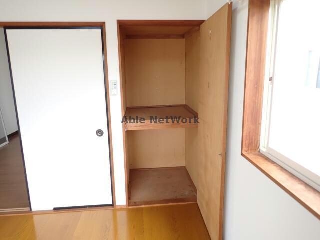 物件内観写真17　(物入※イメージ反転)