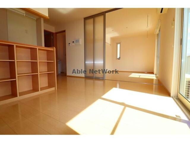 物件内観写真7　(リビング)