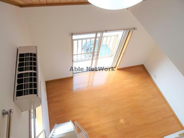 物件内観写真10　(ロフトからの眺め)