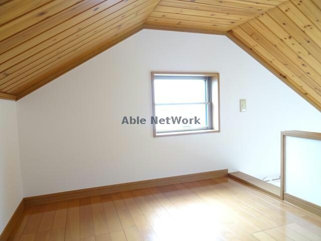 物件内観写真12　(ロフト)