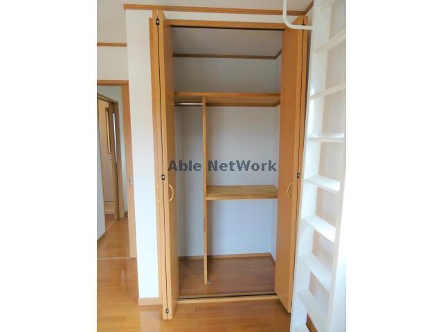 物件内観写真21　(クローゼット付き)