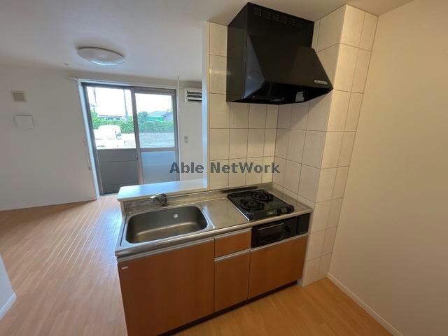 物件内観写真9　(人気のカウンターキッチン)