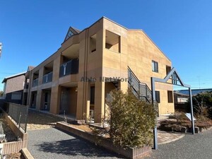 ロープン ドローム外観写真