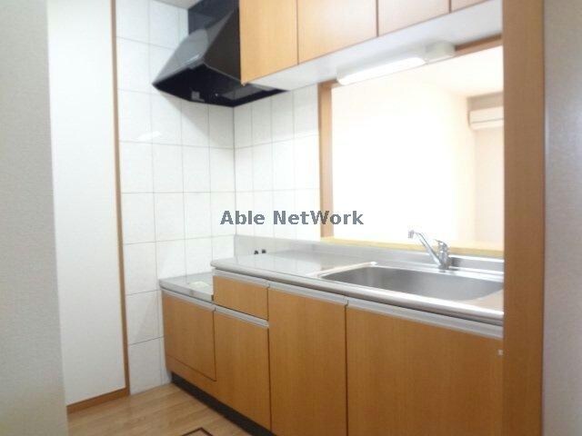 物件内観写真9　(人気のカウンターキッチン)