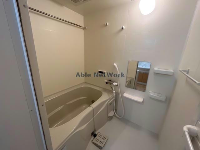 物件内観写真11　(追い焚き+浴室乾燥付き)