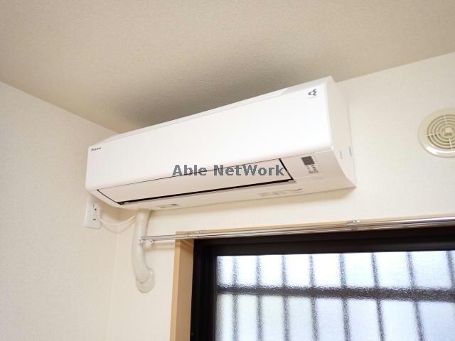 物件内観写真27　(洋室4.5帖 2台目エアコン付き！)