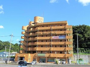 ロワイヤルユウ鹿島外観写真