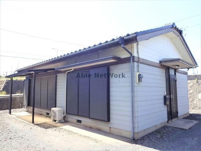 物件外観写真1　(日当り良好)