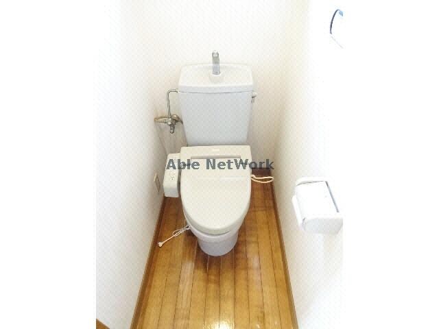 物件内観写真10　(温水暖房便座　※別部屋写真につきイメージ)