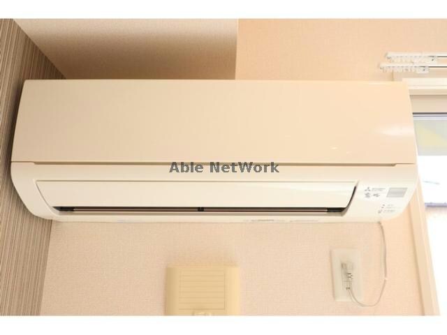 物件内観写真13　(エアコン２台付き)