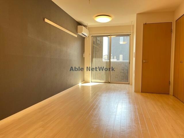 物件内観写真5　(明るいお部屋)