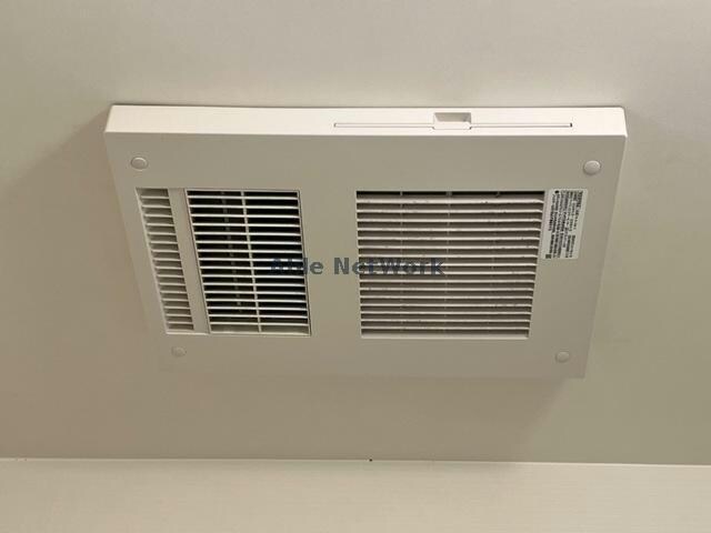 物件内観写真14　(浴室乾燥機)