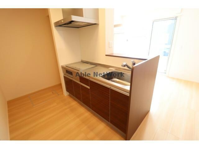 物件内観写真8　(対面式キッチン)