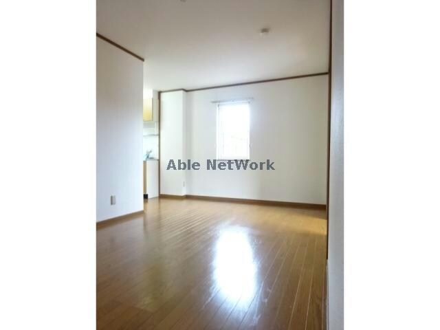 物件内観写真6　(とっても明るいです)