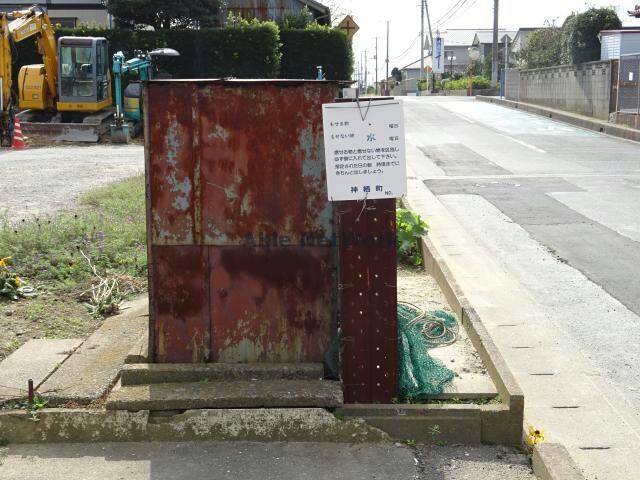 物件外観写真3　(ゴミ捨て場)