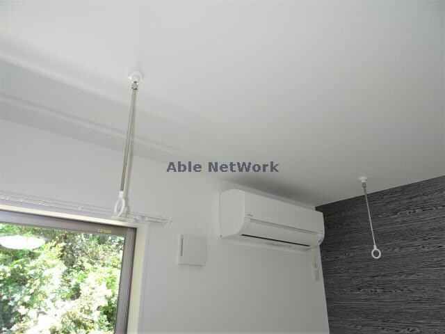 物件内観写真22　(室内物干し)