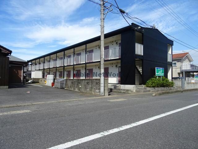 物件外観写真1　(建物外観)