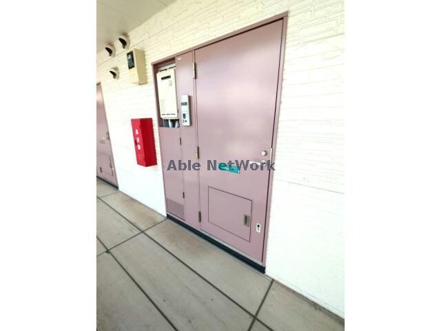 物件外観写真5　(玄関ドア)