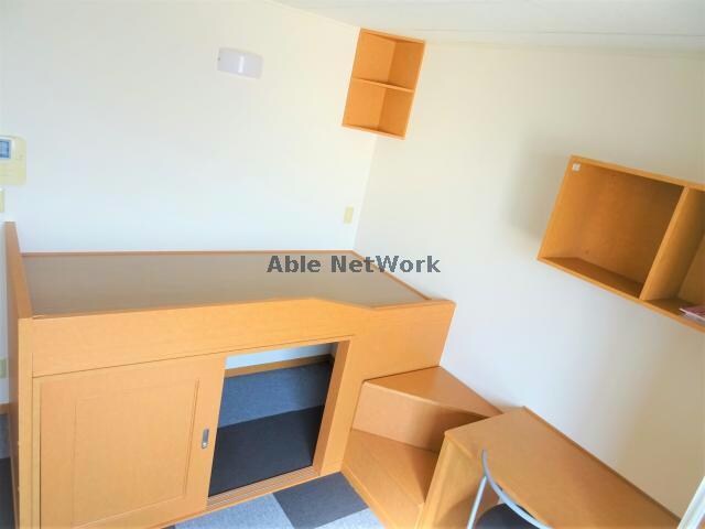 物件内観写真11　(収納付きベッド)