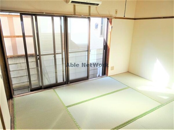 居室(1F和室6帖)
