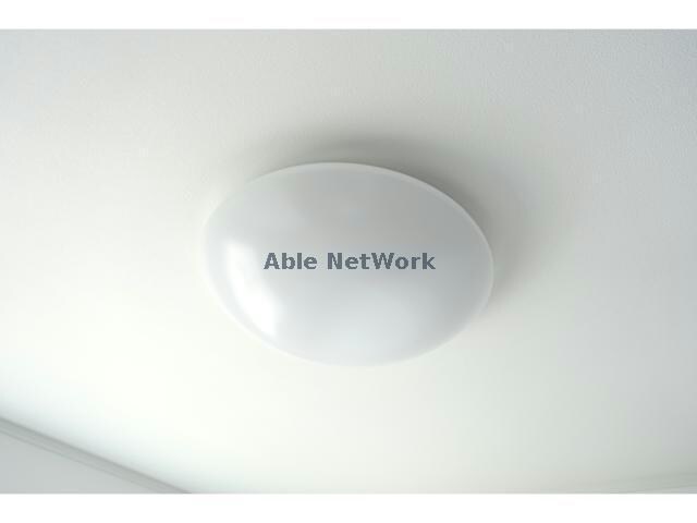 物件内観写真15　(寝室ＬＥＤ照明)