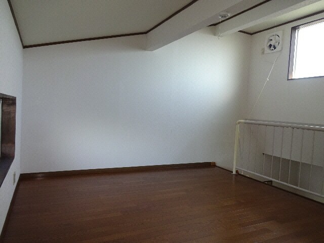 物件内観写真9　(ﾛﾌﾄ)