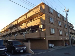 ｹﾝｼﾞﾝﾄﾝｺｰﾄ成田外観写真