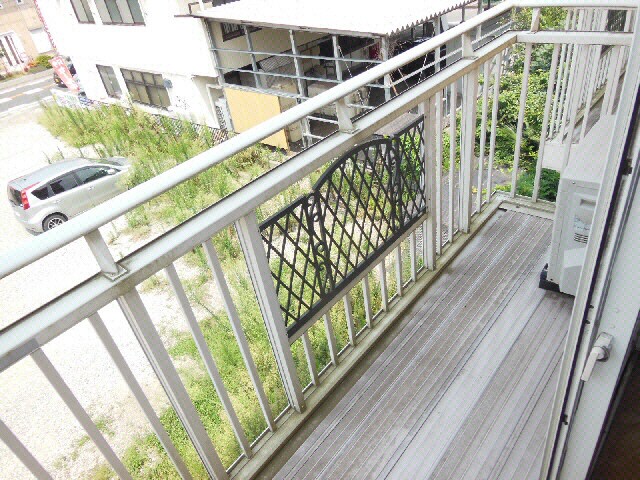 物件内観写真9　(ﾊﾞﾙｺﾆｰ)