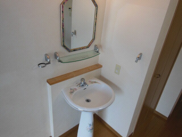 物件内観写真12　(洗面所)